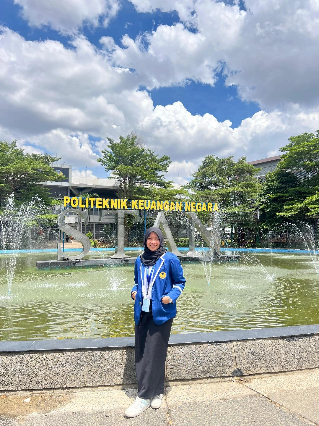 Assyifa Anindya R. Lubis